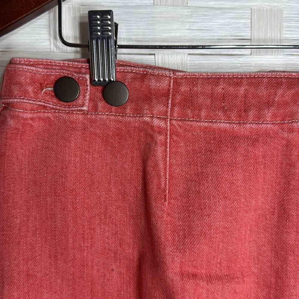 Uniqlo U Women’s Red Washed Button Front Denim Skirt with Pockets Size 8 - Picture 5 of 10
